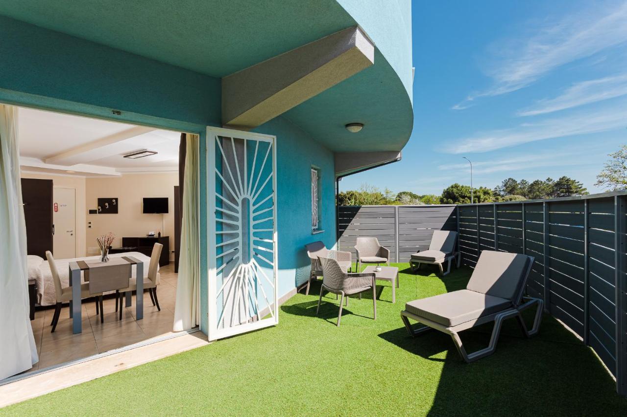 Hotel-Residence-B&B Le Dune Beach Service Included Lido Adriano Exterior photo