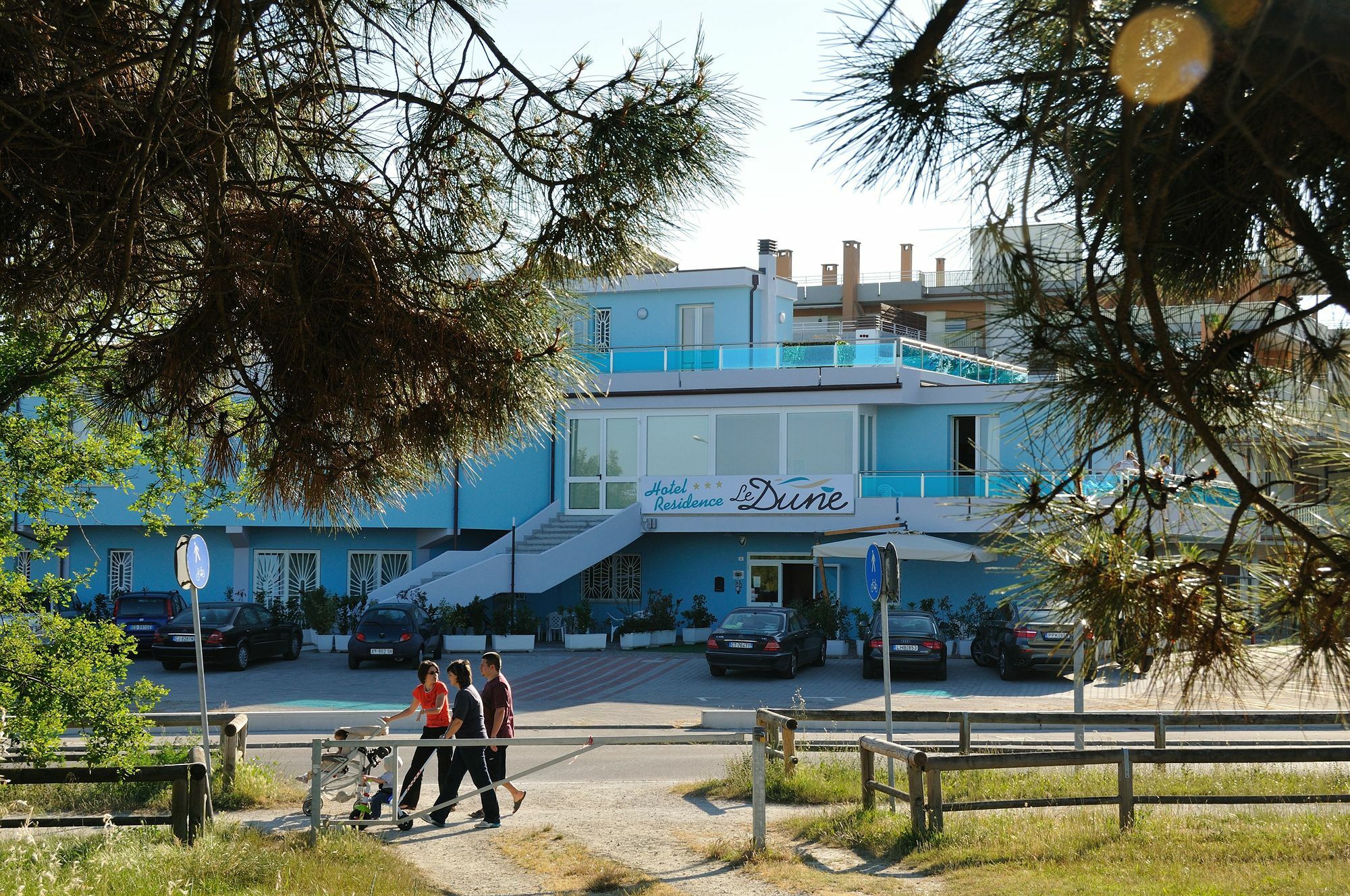 Hotel-Residence-B&B Le Dune Beach Service Included Lido Adriano Exterior photo